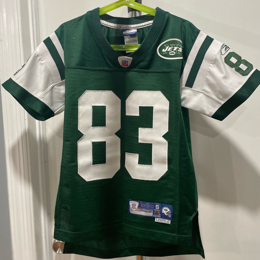 Jets football Jersey. Size 8 Preowned. Some signs of wear